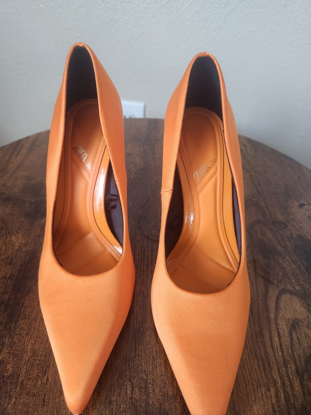 Zara Orange Pointed Toe Pumps